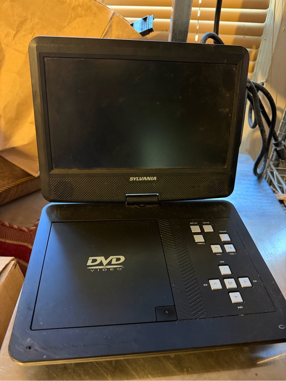 Sylvania Black Portable DVD Player with 9" Swivel Screen